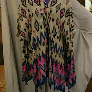 Rue 21 Aztec print cover up soft, XL, New
